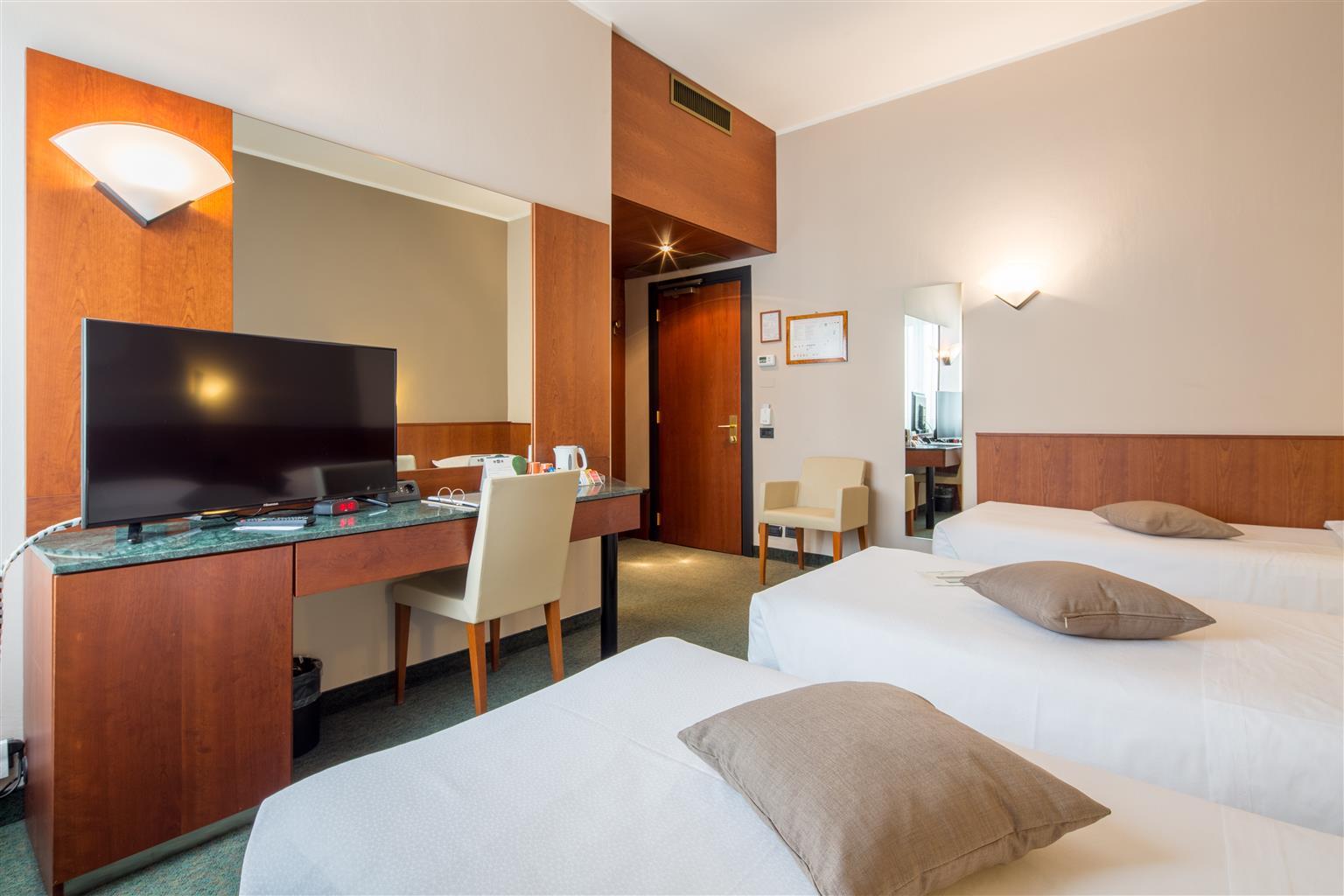 Best Western Hotel Turismo San Martino Buon Albergo Exterior photo